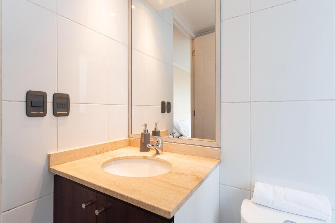 Апартаменты Urban Miro - 2Br, Parking, Wifi, Tv, Metro Сантьяго Экстерьер фото