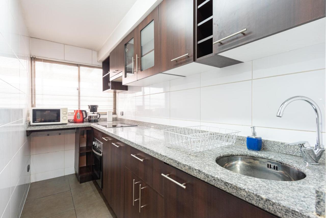 Апартаменты Urban Miro - 2Br, Parking, Wifi, Tv, Metro Сантьяго Экстерьер фото